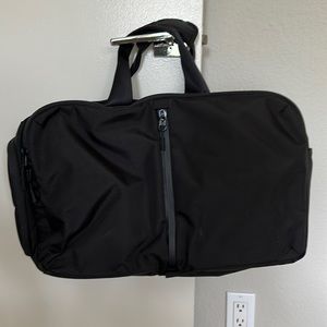 AER gym duffle